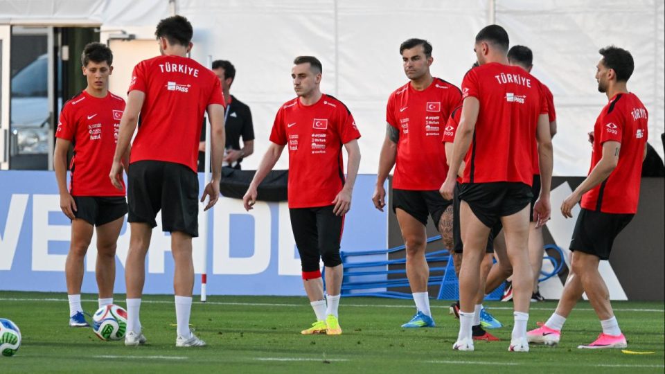 Bizim Çocuklar, Paraguay maçında galibiyete odaklandı